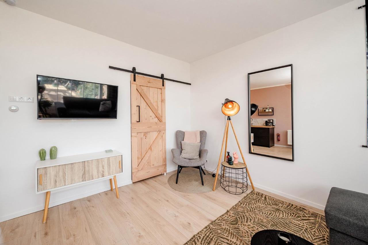 Amsterdam Beach Apartment 9, Private Garden Zandvoort Exterior photo